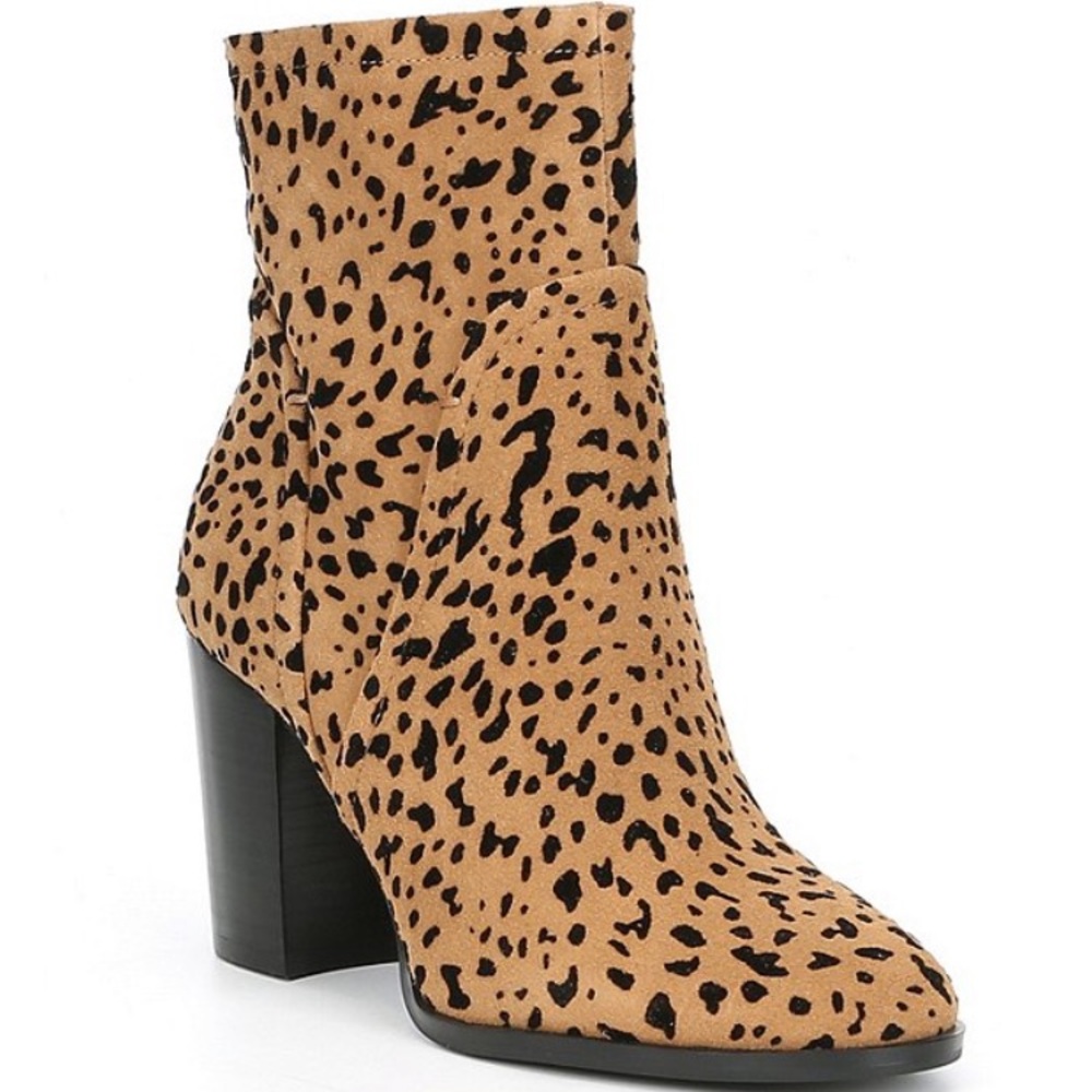 💥HP💥🆕Gibson & Latimer Lessonii Leopard Booties